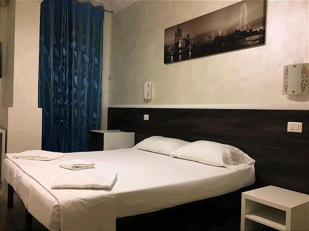 Tiburtina Hotel Holiday Rzym Zewnętrze zdjęcie