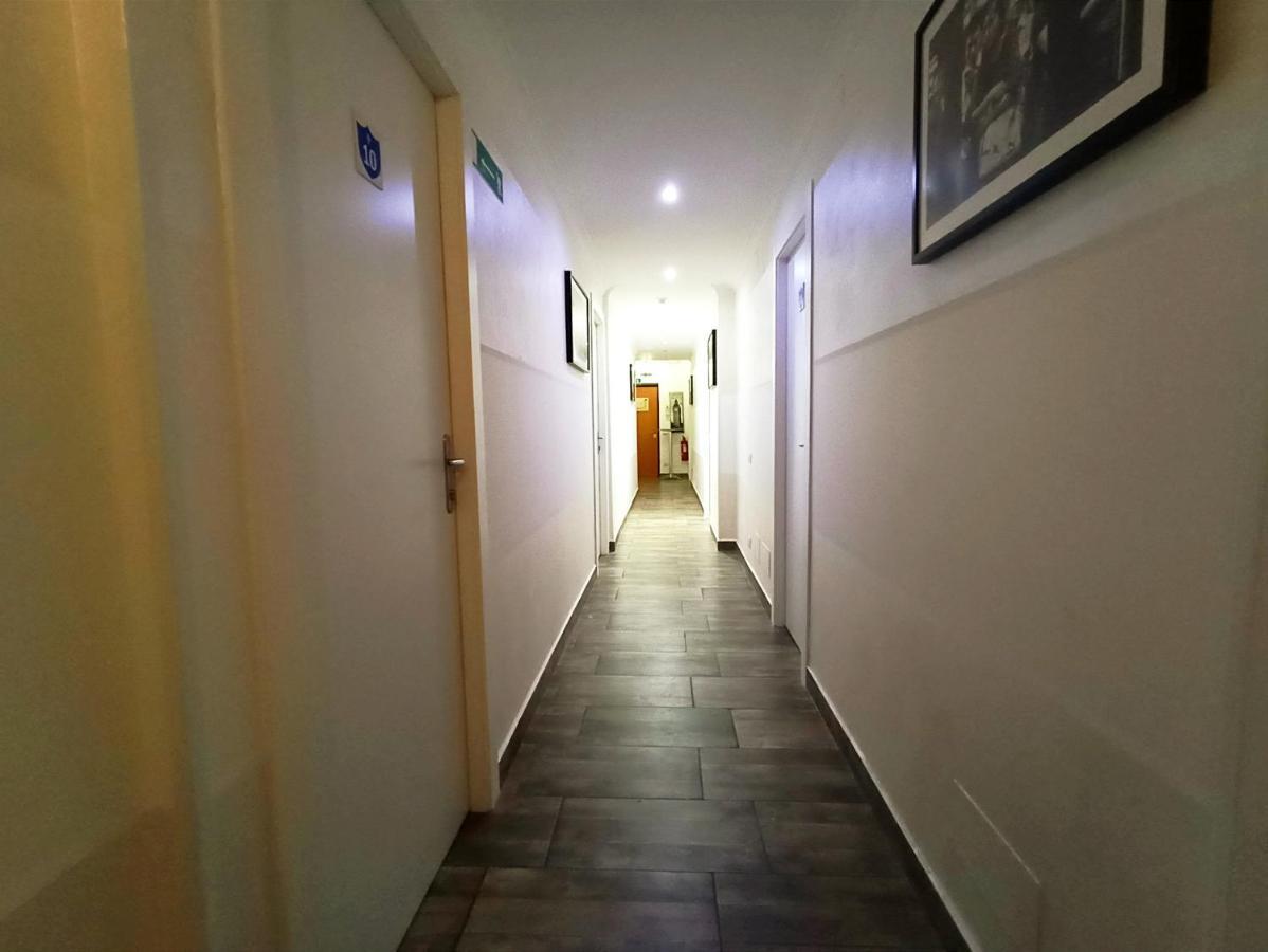 Tiburtina Hotel Holiday Rzym Zewnętrze zdjęcie