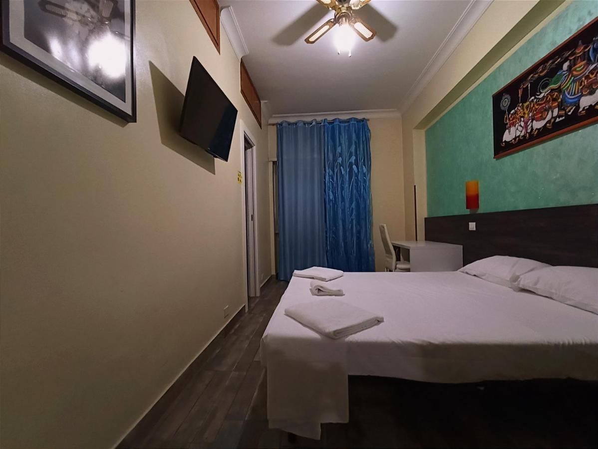 Tiburtina Hotel Holiday Rzym Zewnętrze zdjęcie