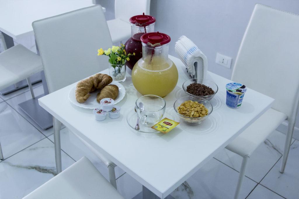 Tiburtina Hotel Holiday Rzym Zewnętrze zdjęcie