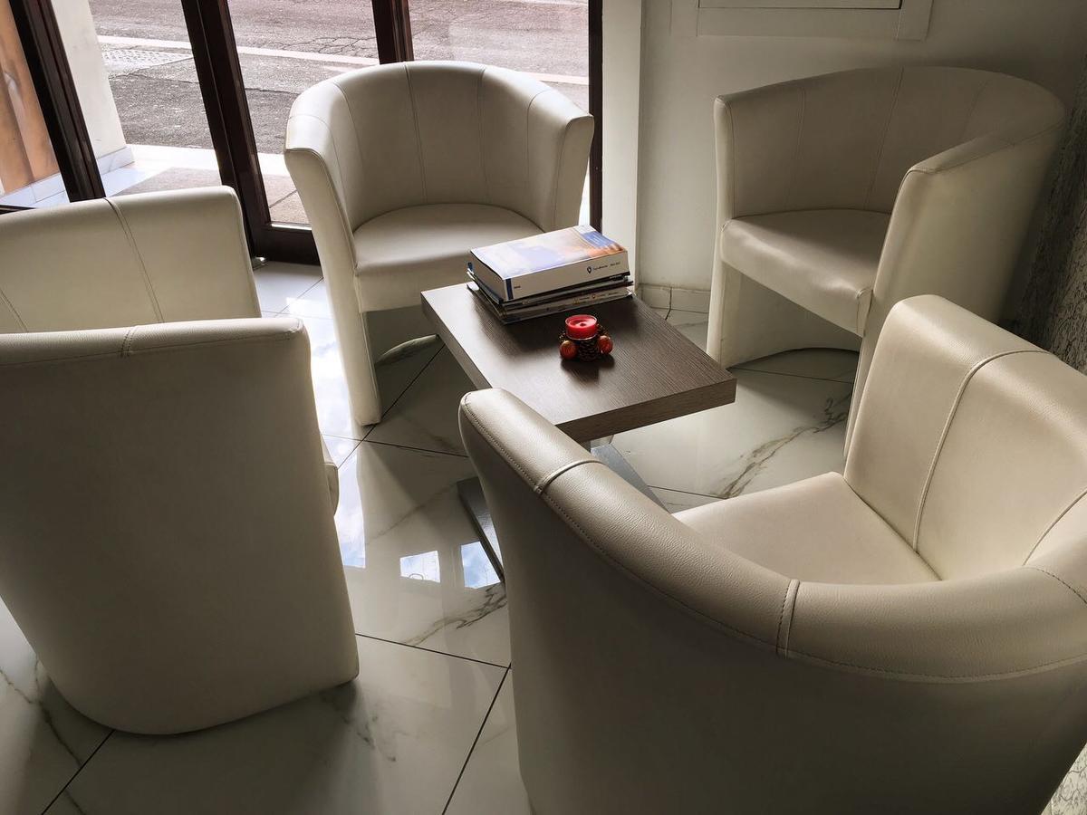 Tiburtina Hotel Holiday Rzym Zewnętrze zdjęcie