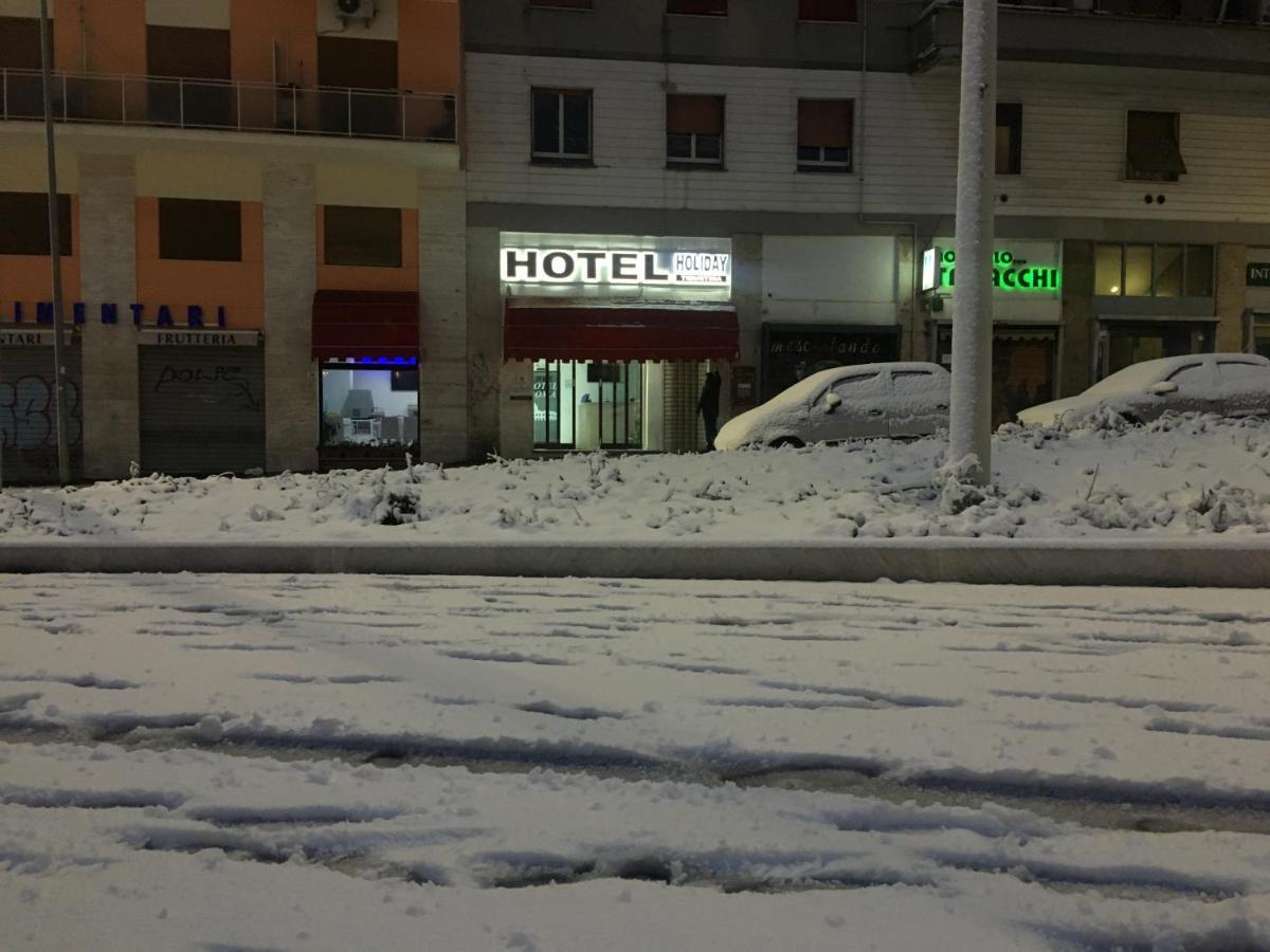 Tiburtina Hotel Holiday Rzym Zewnętrze zdjęcie